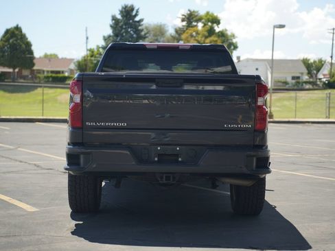 Used 2022 Chevrolet Silverado 1500 Custom AWD/4WD image 4
