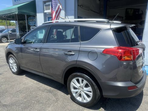 Used 2013 Toyota RAV4 Limited AWD/4WD image 8