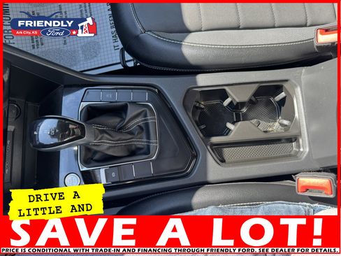 Used 2023 Volkswagen Taos SE image 28