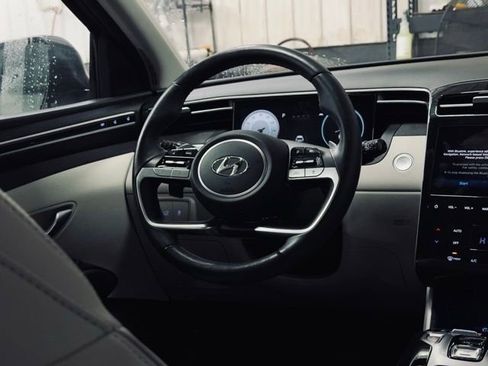 Used 2023 Hyundai Tucson Limited image 28