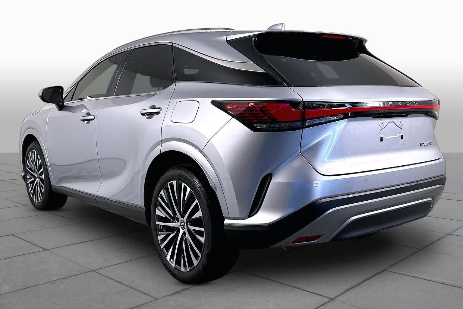 Used 2026 Lexus RX 350 Premium Plus w/ Accessory Package (2T) FWD image 9