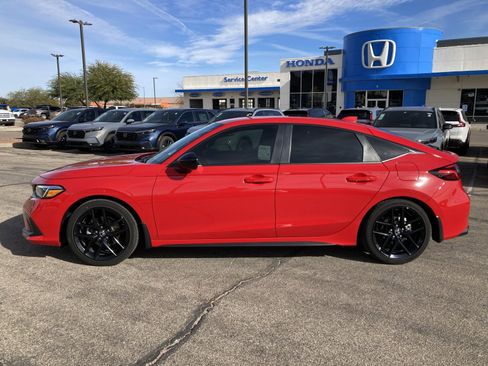 Used 2024 Honda Civic Sport image 10