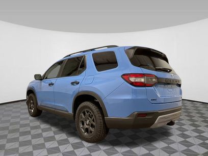 New 2025 Honda Pilot TrailSport