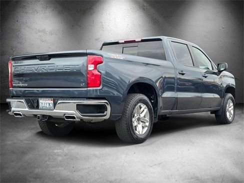 Certified 2022 Chevrolet Silverado 1500 LT Trail Boss w/ Convenience Package II image 3