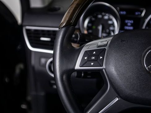 Used 2012 Mercedes-Benz ML 350 4MATIC image 38