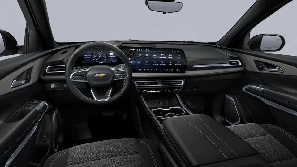 Used 2026 Chevrolet Traverse LT w/ Driver Confidence Package FWD image 31