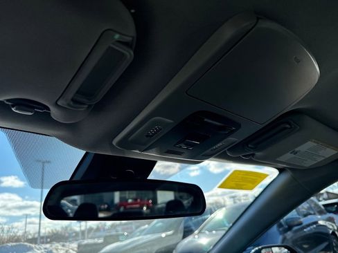 Used 2019 Toyota Camry SE image 27