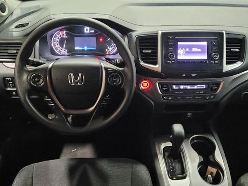 Used 2018 Honda Pilot LX image 22