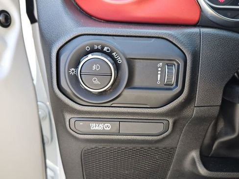 Used 2023 Jeep Gladiator Rubicon w/ LED Lighting Group AWD/4WD image 25