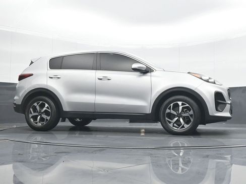 Used 2022 Kia Sportage LX image 21