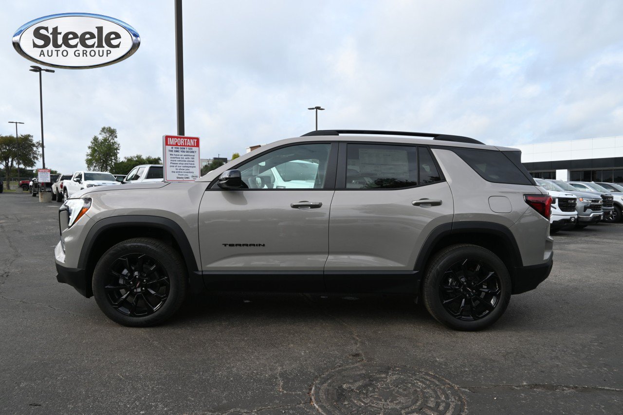 New 2027 GMC Terrain Elevation w/ Elevation Premium Package AWD/4WD image 4