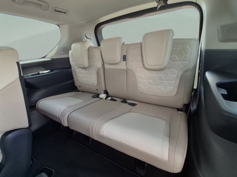 New 2026 Nissan Armada Platinum RWD image 19