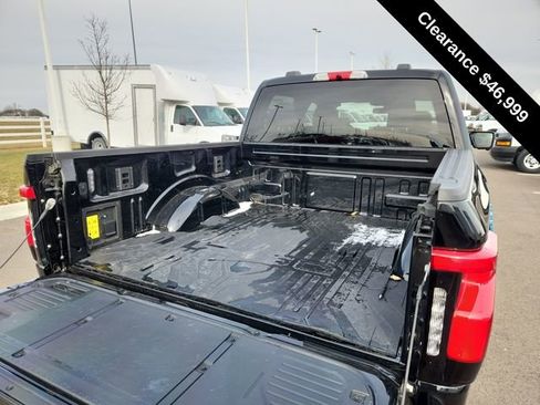 Used 2025 Ford F150 Lightning Flash image 31