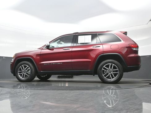 Used 2022 Jeep Grand Cherokee Limited w/ Tech Group image 28