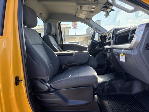 Used 2025 Ford F250 XL w/ 360-Degree Camera Package image 8