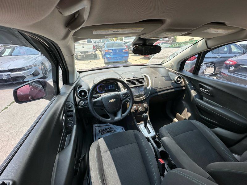 Used 2016 Chevrolet Trax LS AWD/4WD image 24
