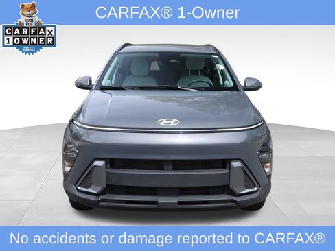 Used 2024 Hyundai Kona SEL AWD/4WD image 3