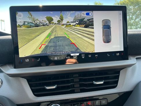 New 2026 Ford Explorer Active RWD image 30