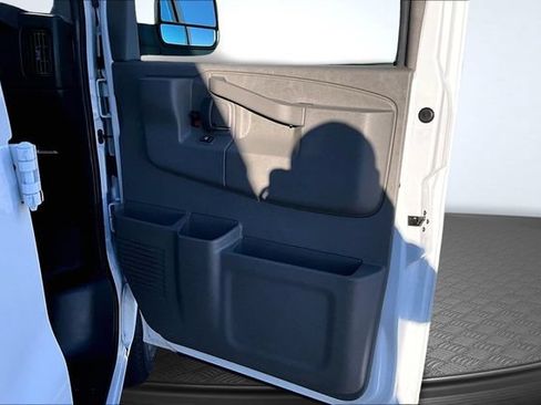 Used 2023 GMC Savana 3500 w/ Driver Convenience Package RWD image 27