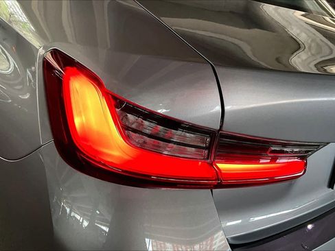 Used 2024 BMW 330i Sedan image 28