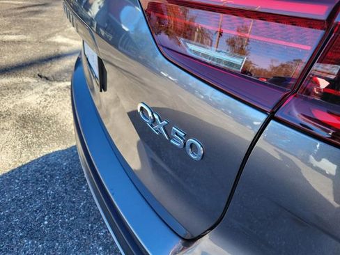 Used 2023 INFINITI QX50 Luxe image 8