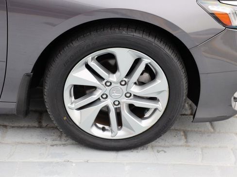 Used 2020 Honda Accord LX image 40