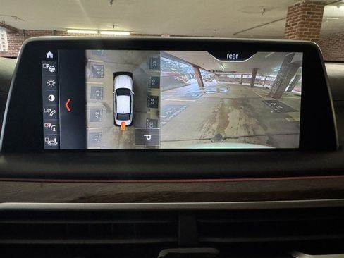 Used 2018 BMW 750i xDrive image 51