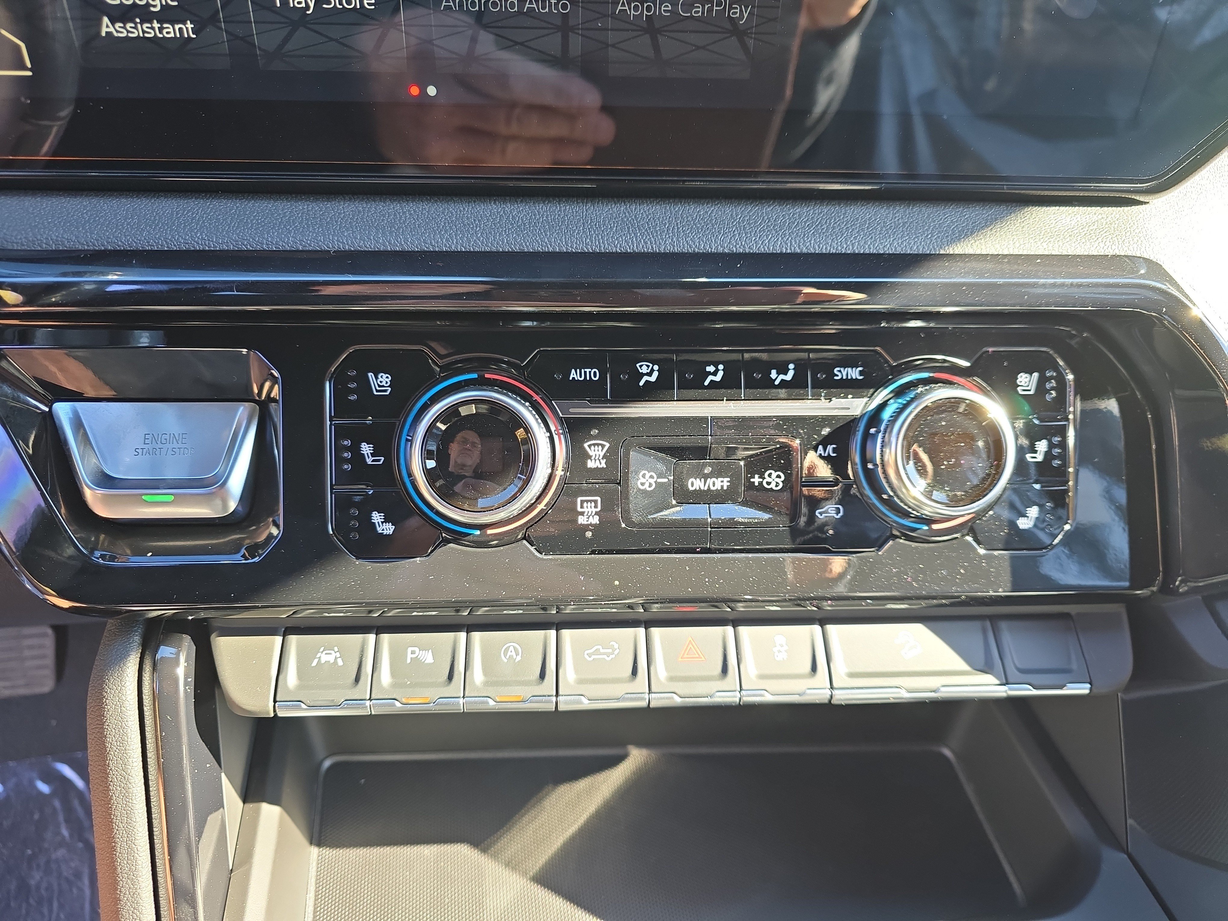 New 2026 GMC Sierra 1500 AT4 w/ LPO, Black Badging Package AWD/4WD image 25