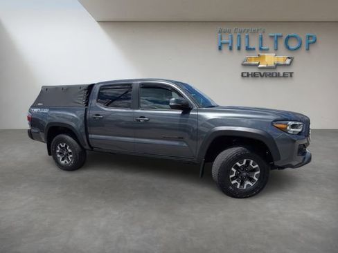 Used 2023 Toyota Tacoma TRD Off-Road AWD/4WD image 3