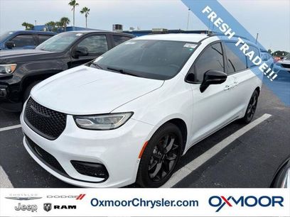 Certified 2024 Chrysler Pacifica Touring-L w/ S Appearance Package