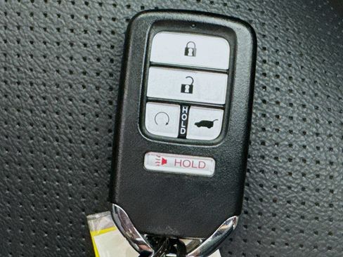 Used 2024 Honda Passport EX-L image 37
