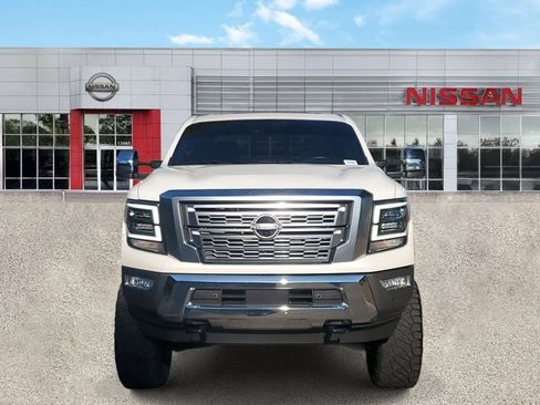 Used 2023 Nissan Titan Platinum Reserve w/ Moonroof Package image 10
