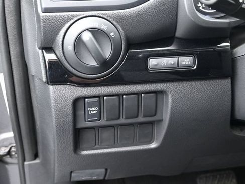 Used 2024 Nissan Titan SV w/ Accessory Utility Package RWD image 18