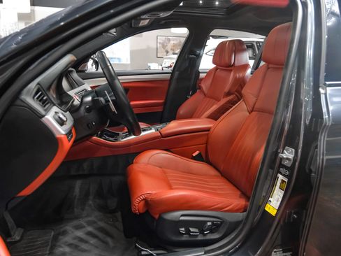 Used 2014 BMW M5 RWD image 38