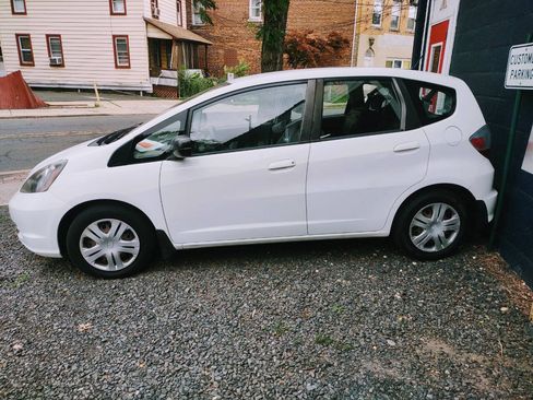 Used 2009 Honda Fit image 2