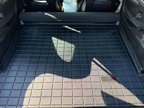 Used 2016 Chevrolet Corvette Stingray Coupe RWD image 11