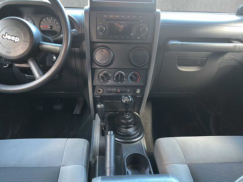 Used 2009 Jeep Wrangler X image 13