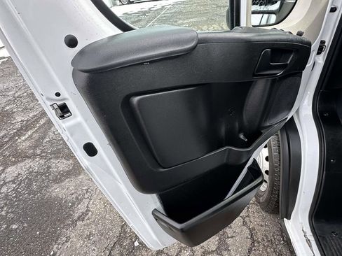 Used 2019 RAM ProMaster 3500 w/ Premium Appearance Group image 18