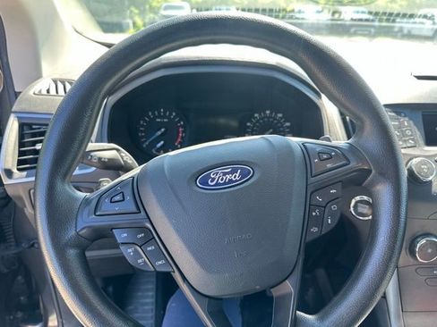 Used 2019 Ford Edge SE AWD/4WD image 10