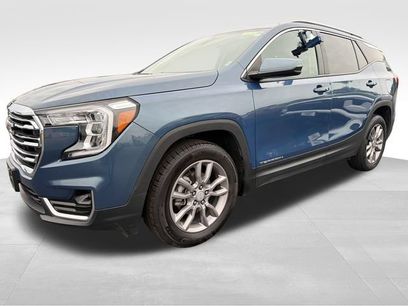 Used 2024 GMC Terrain SLT