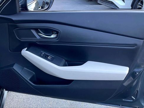 Used 2024 Honda Accord EX image 24