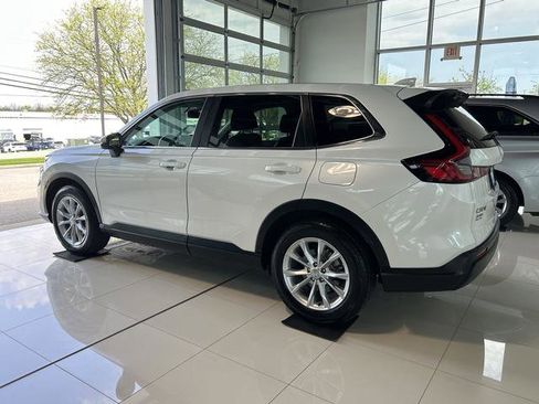 Used 2024 Honda CR-V EX-L image 11