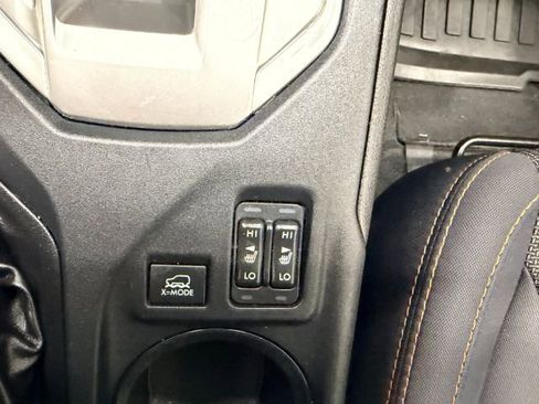 Used 2018 Subaru Crosstrek 2.0i Premium image 19