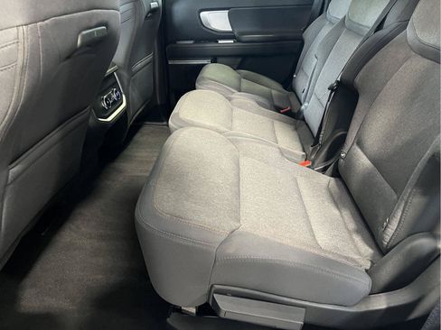 Used 2025 Ford Expedition Active AWD/4WD image 10