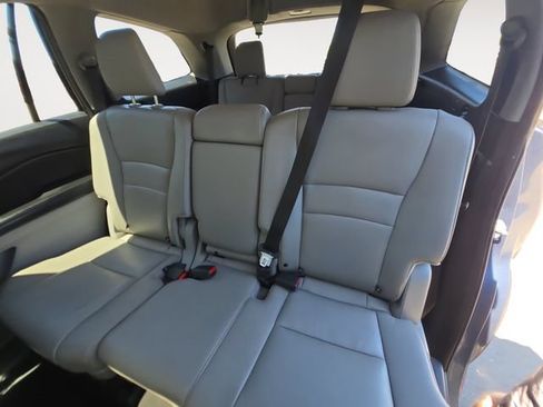 Used 2017 Honda Pilot EX-L image 13