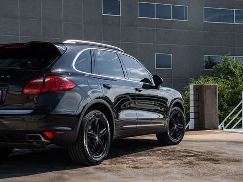 Used 2012 Porsche Cayenne image 46