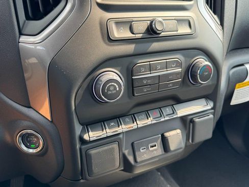 New 2025 Chevrolet Silverado 1500 Custom image 15