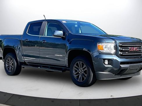 Used 2020 GMC Canyon SLE w/ Elevation Edition AWD/4WD image 2