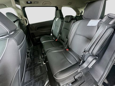 Used 2025 Honda Odyssey Elite image 20