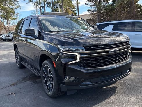 Used 2021 Chevrolet Tahoe RST w/ Luxury Package image 7